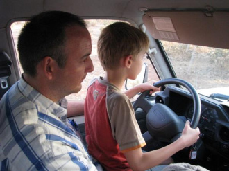 02 Quentin Au Volant D Un 4x4